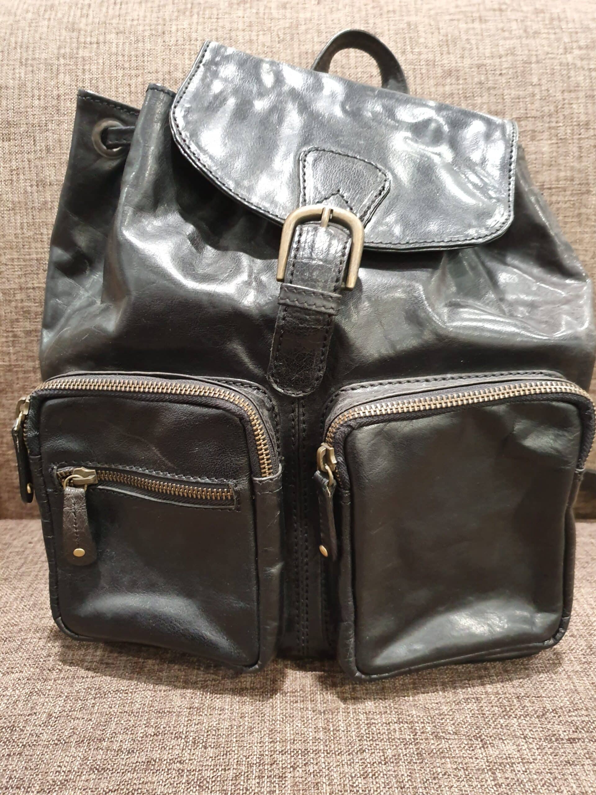 Cobb & Co Black Shoulder Bag - Leather Direct